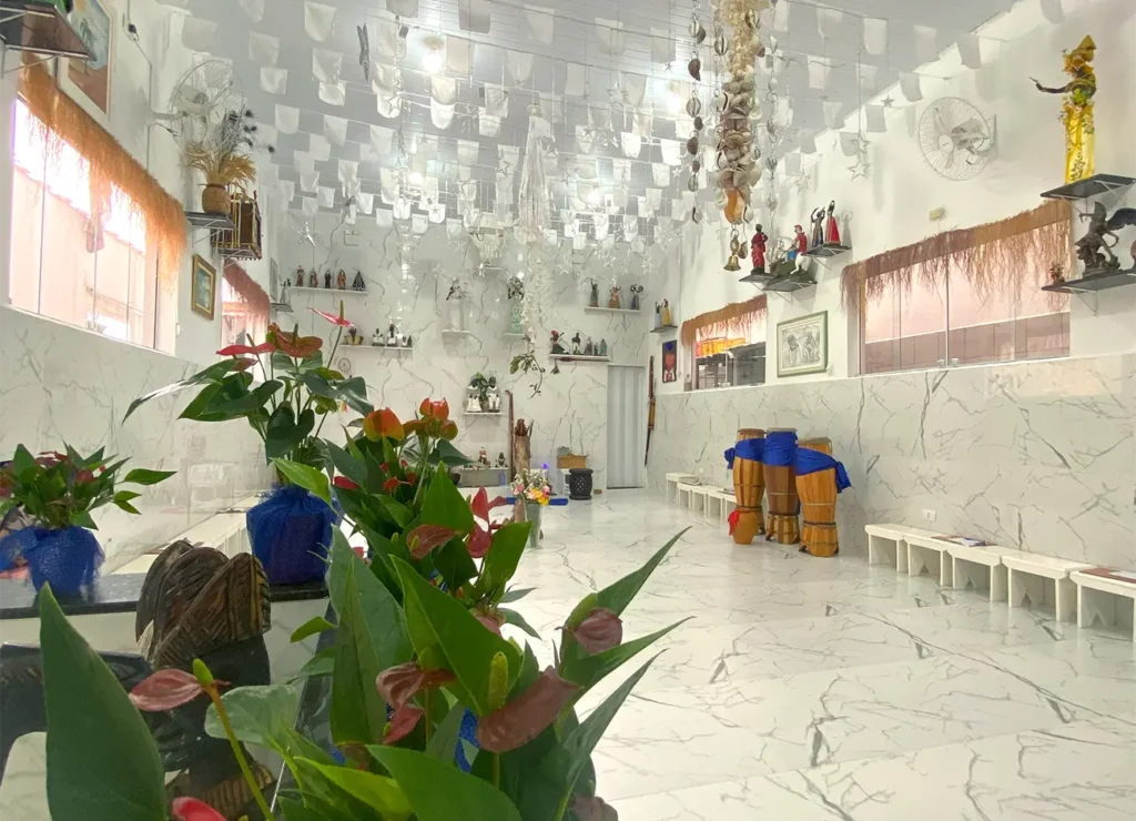 Imagem do Ilê Axé Luz de Odara, um espaço sagrado de Umbanda em Jacareí, SP, dedicado à espiritualidade, cura e à conexão com os Orixás.